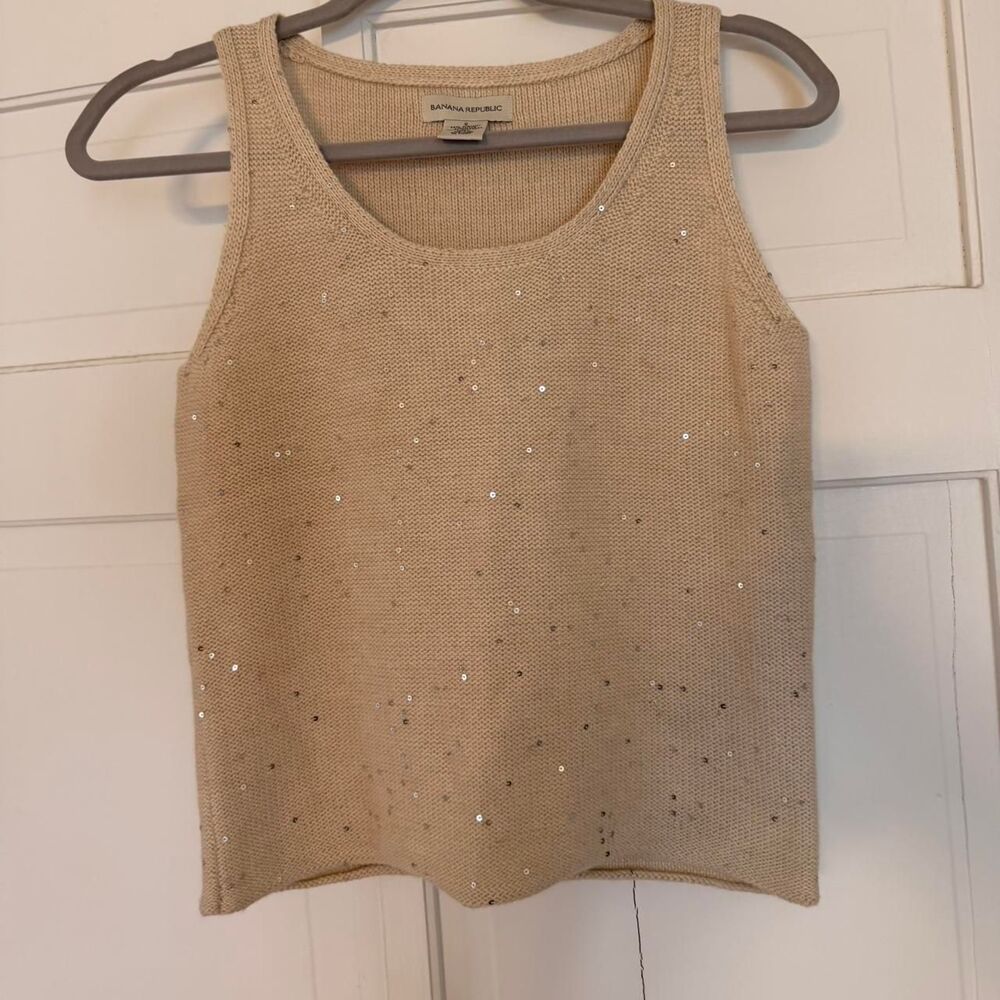 Sparkly Banana-republic Women's Cream and Tan Vest, Size Small